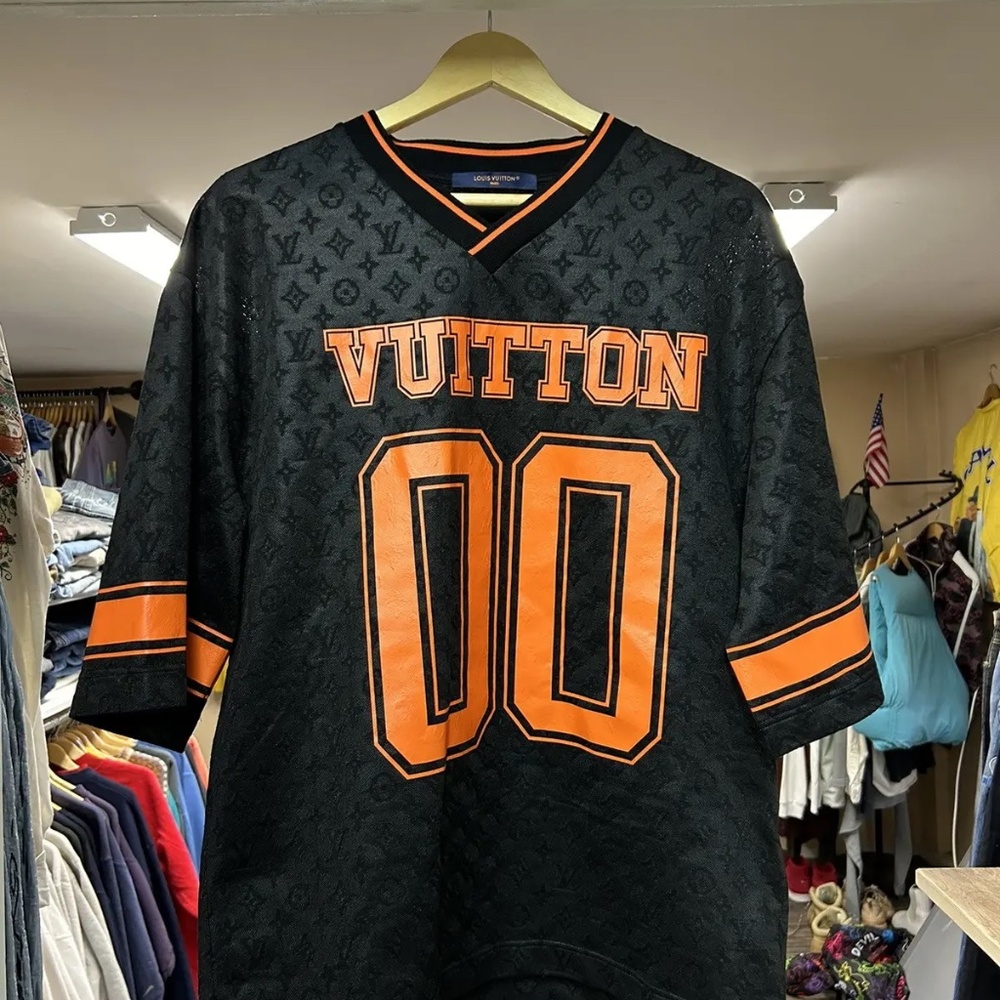 LV Louis Vuitton by Virgil Prestine Condition Jersey Orange and black Size M
